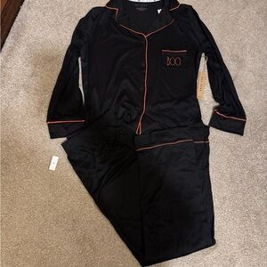 Rae Dunn Women’s Halloween Pajama Set